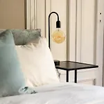 بيت شباب Living