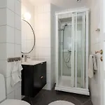 بيت شباب Living